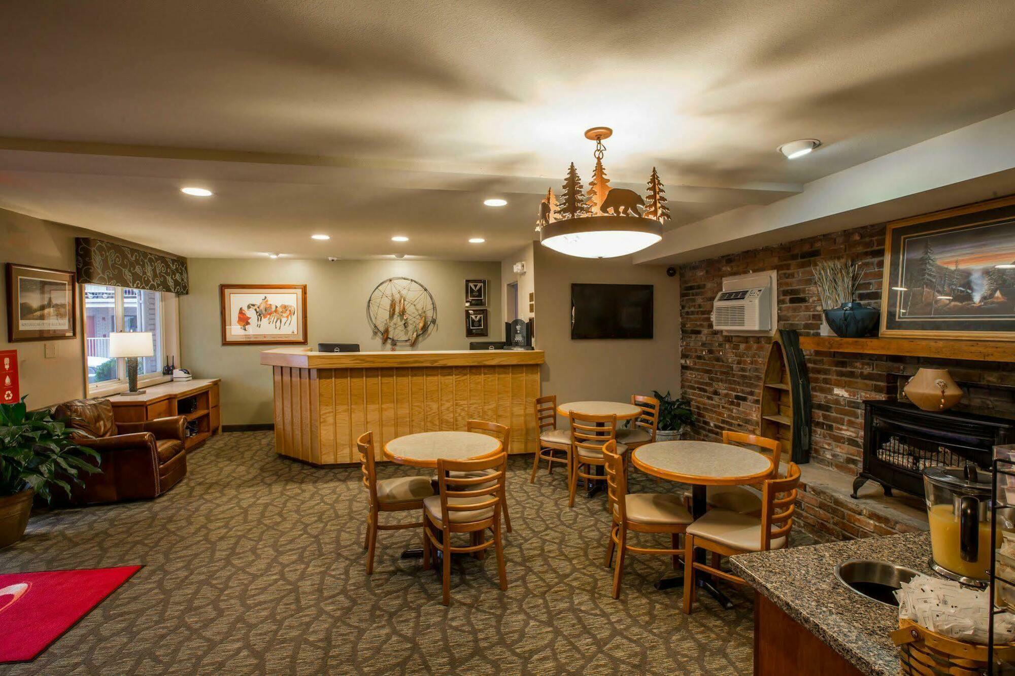 Econo Lodge Cherokee Near River Park Eksteriør bilde